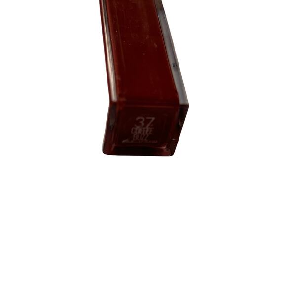 Maybelline Color Sensational Vivid Matte Liquid Lipstick 37 COFFEE BUZZ - Picture 2 of 3